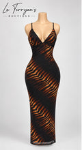 Load image into Gallery viewer, Safari Nightgown
